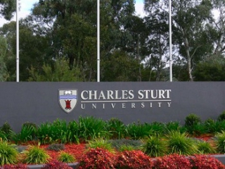 Обучение в Университете Чарльза Стерта в Сиднее или Мельбурне